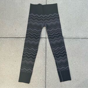 Lululemon Ebb To Street Pant Heathered Deep Coal zig zag print